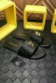 Picture of Versace Slippers _SKU784664867472109
